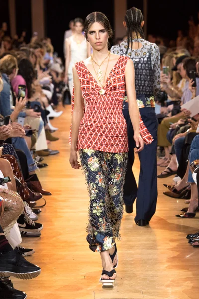Look 6